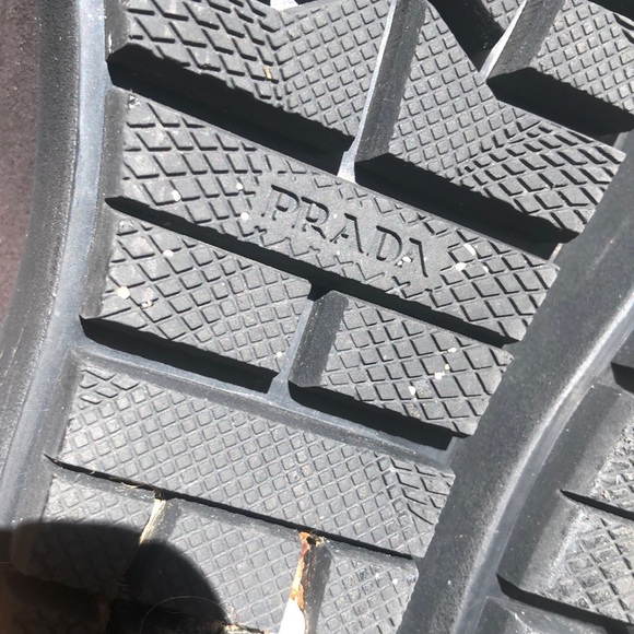 Prada size 5  suede wedge booties. Great condition - Picture 8 of 8